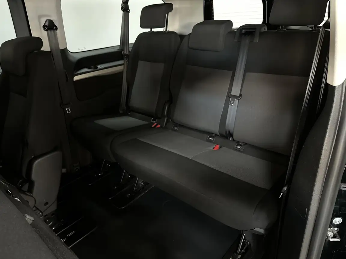TOYOTA PROACE