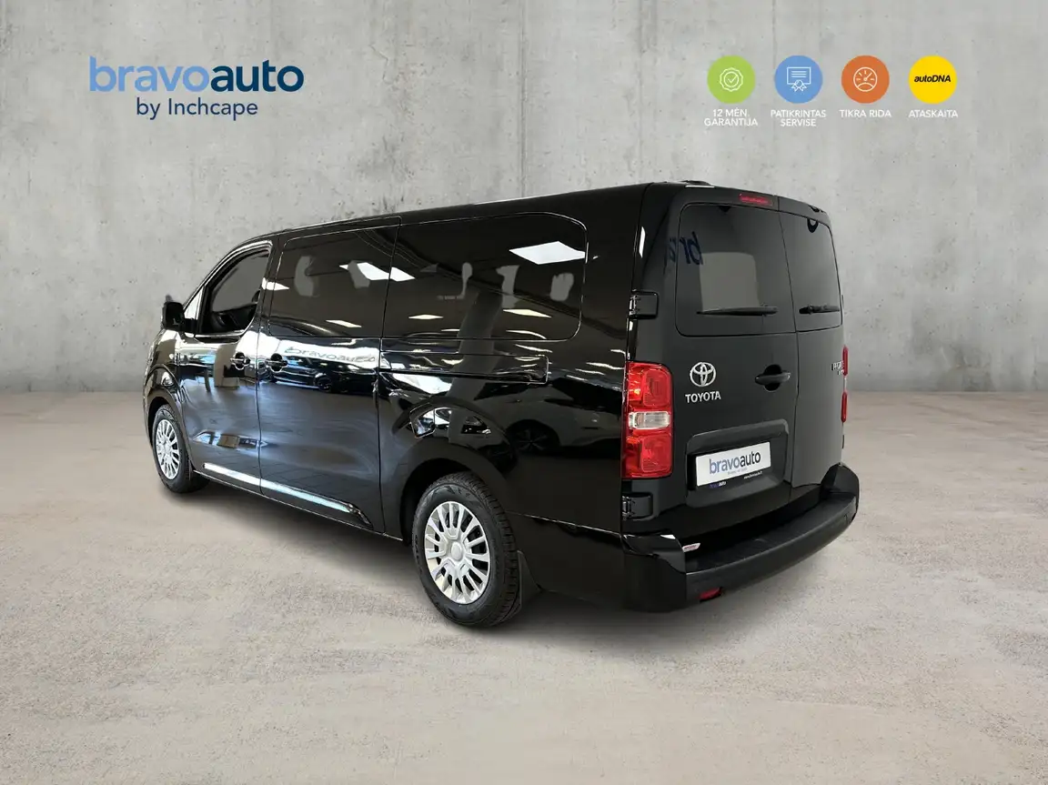 TOYOTA PROACE
