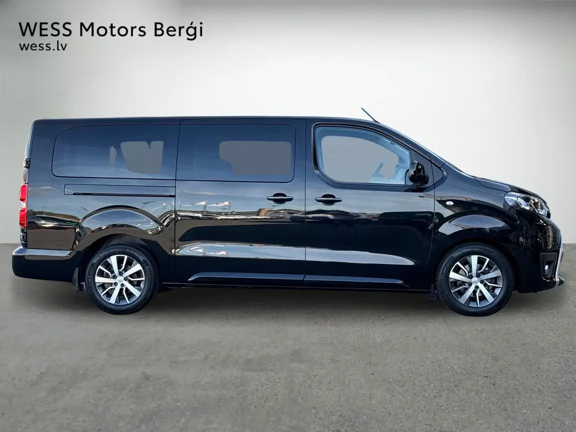 TOYOTA PROACE