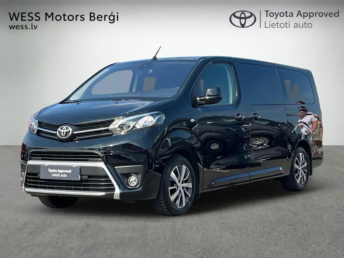 TOYOTA PROACE