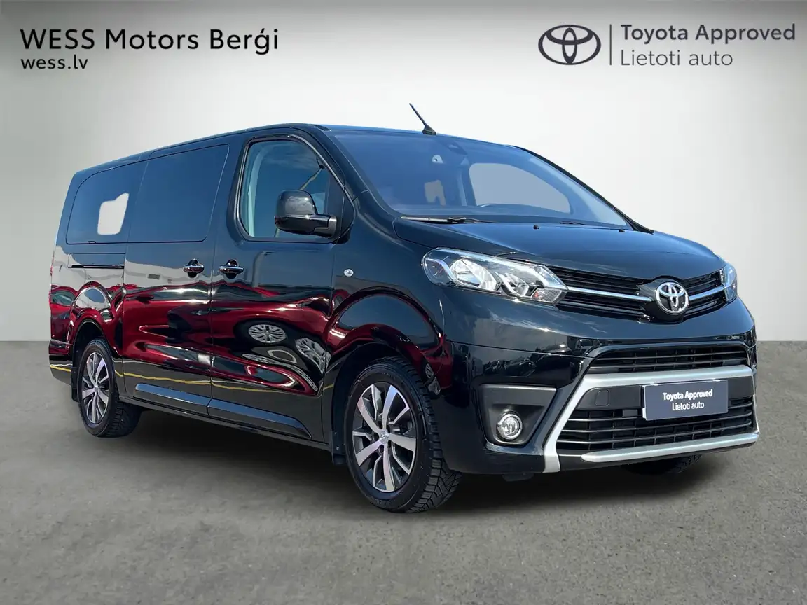 TOYOTA PROACE