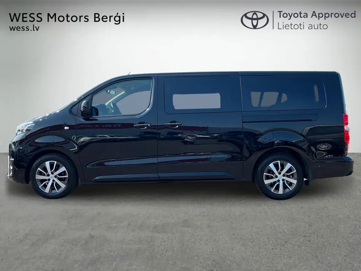 TOYOTA PROACE