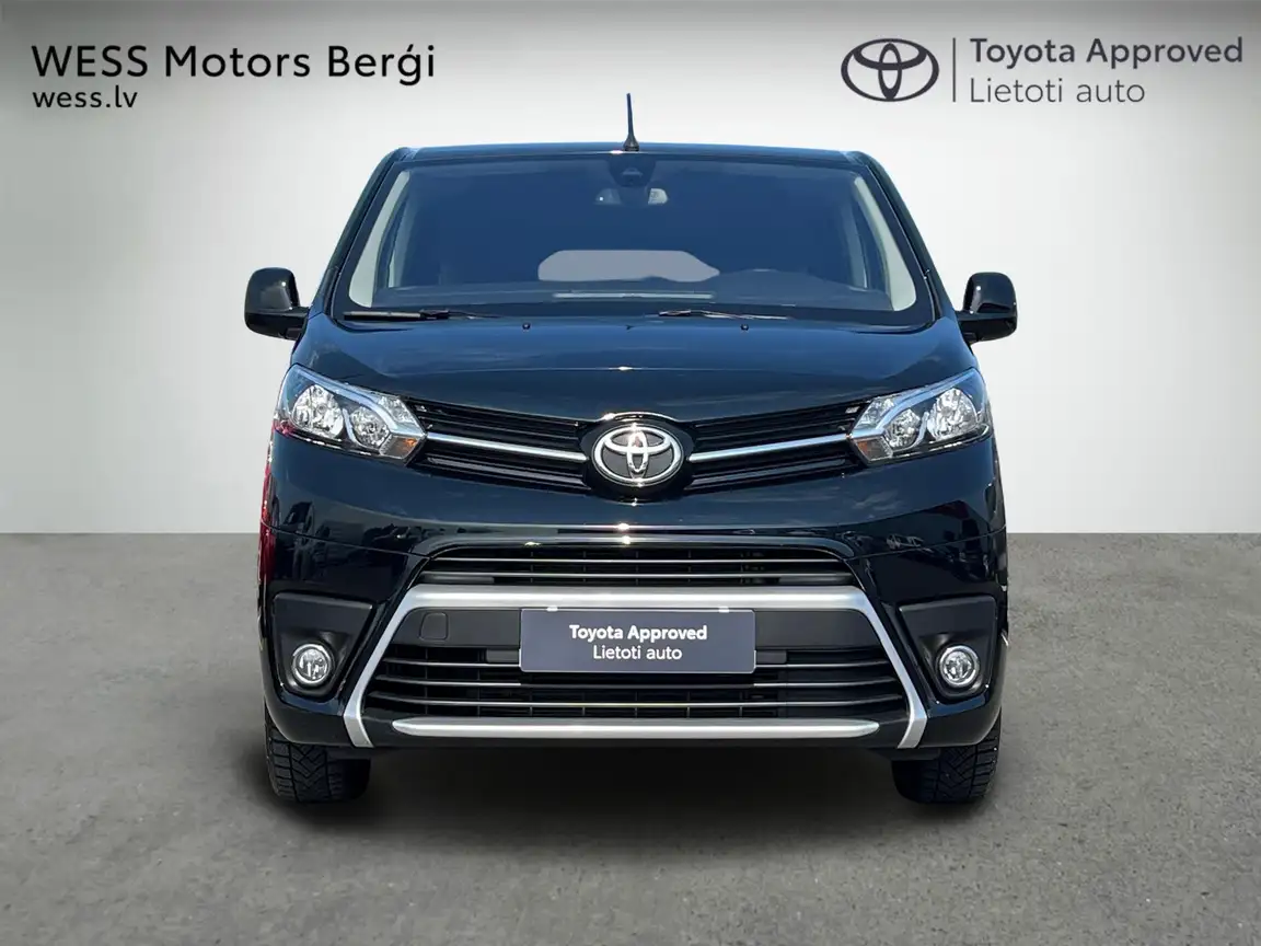 TOYOTA PROACE