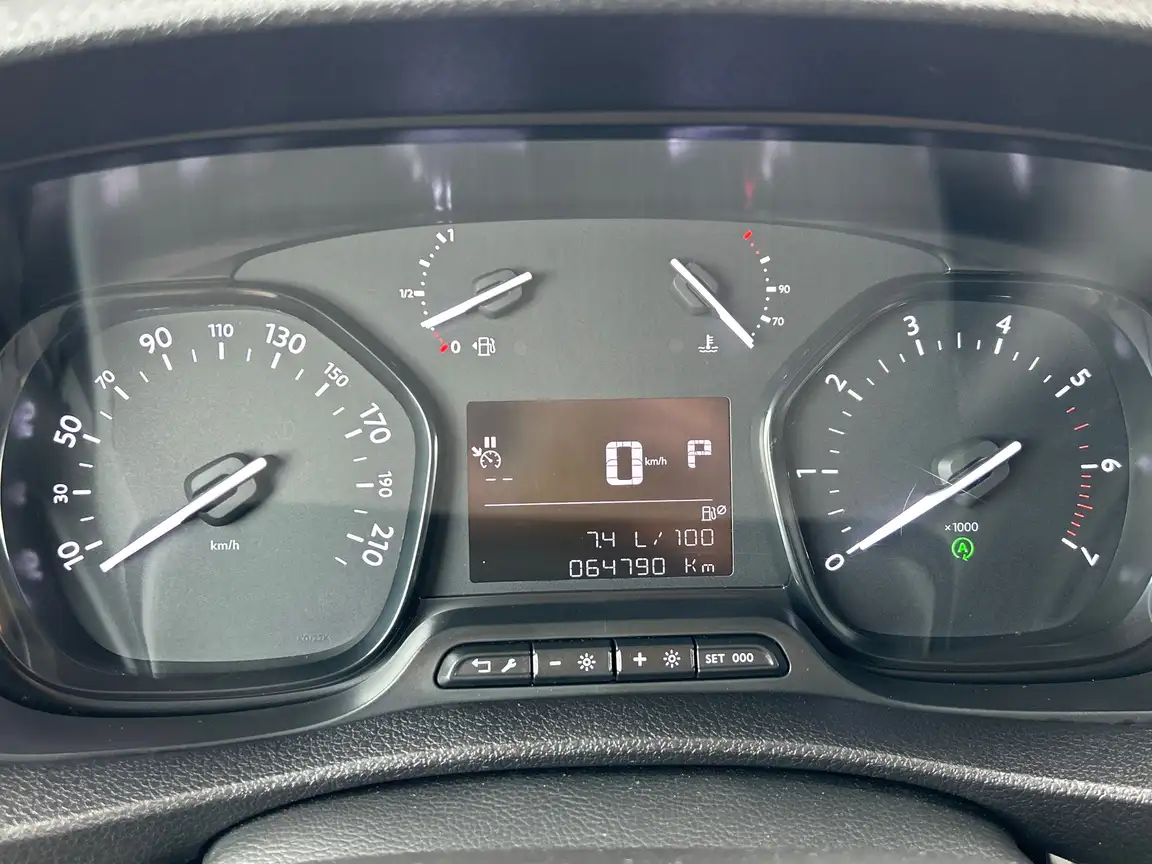 TOYOTA PROACE