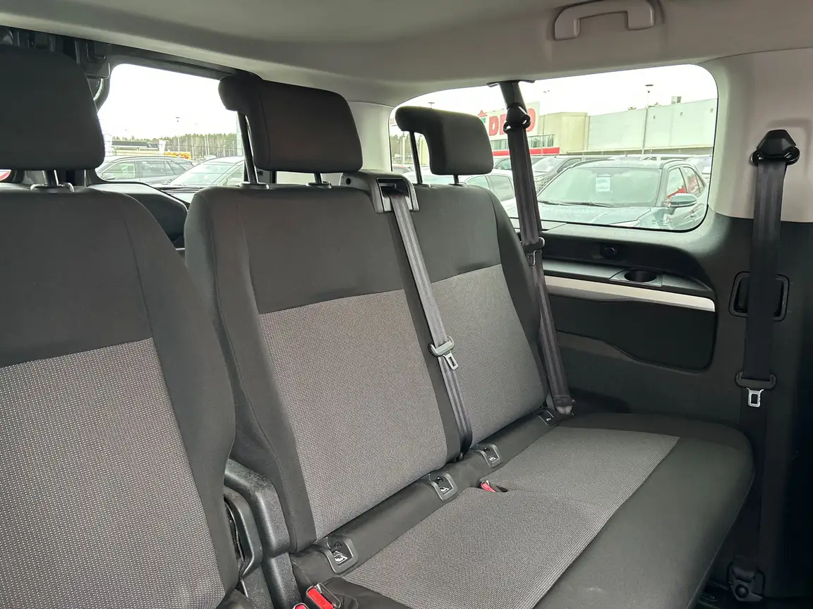 TOYOTA PROACE