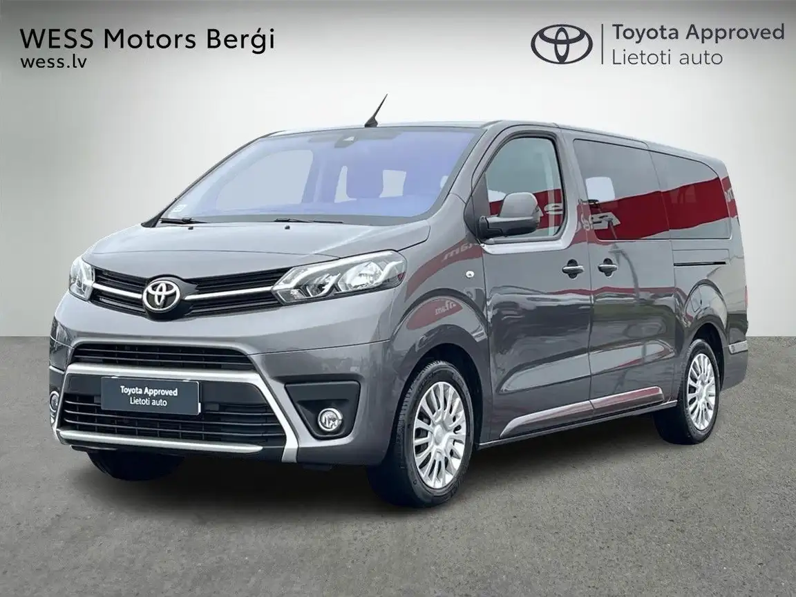 TOYOTA PROACE