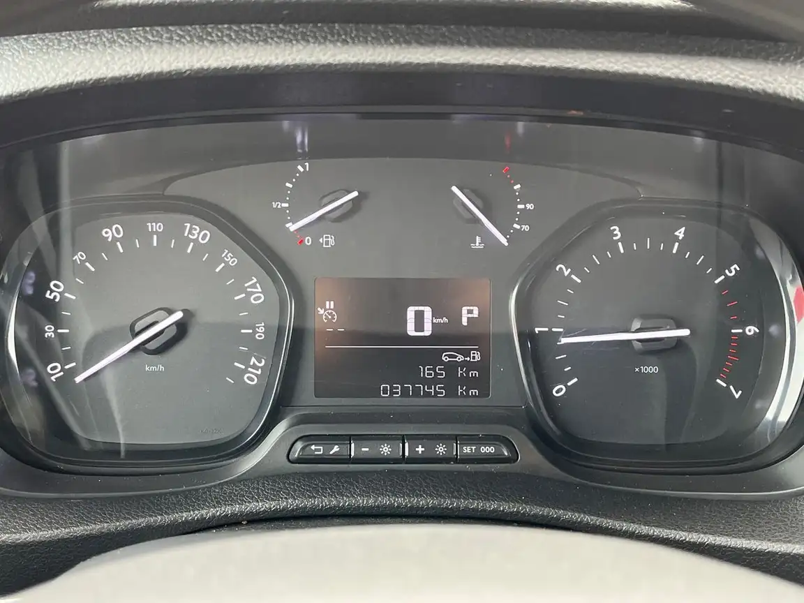 TOYOTA PROACE