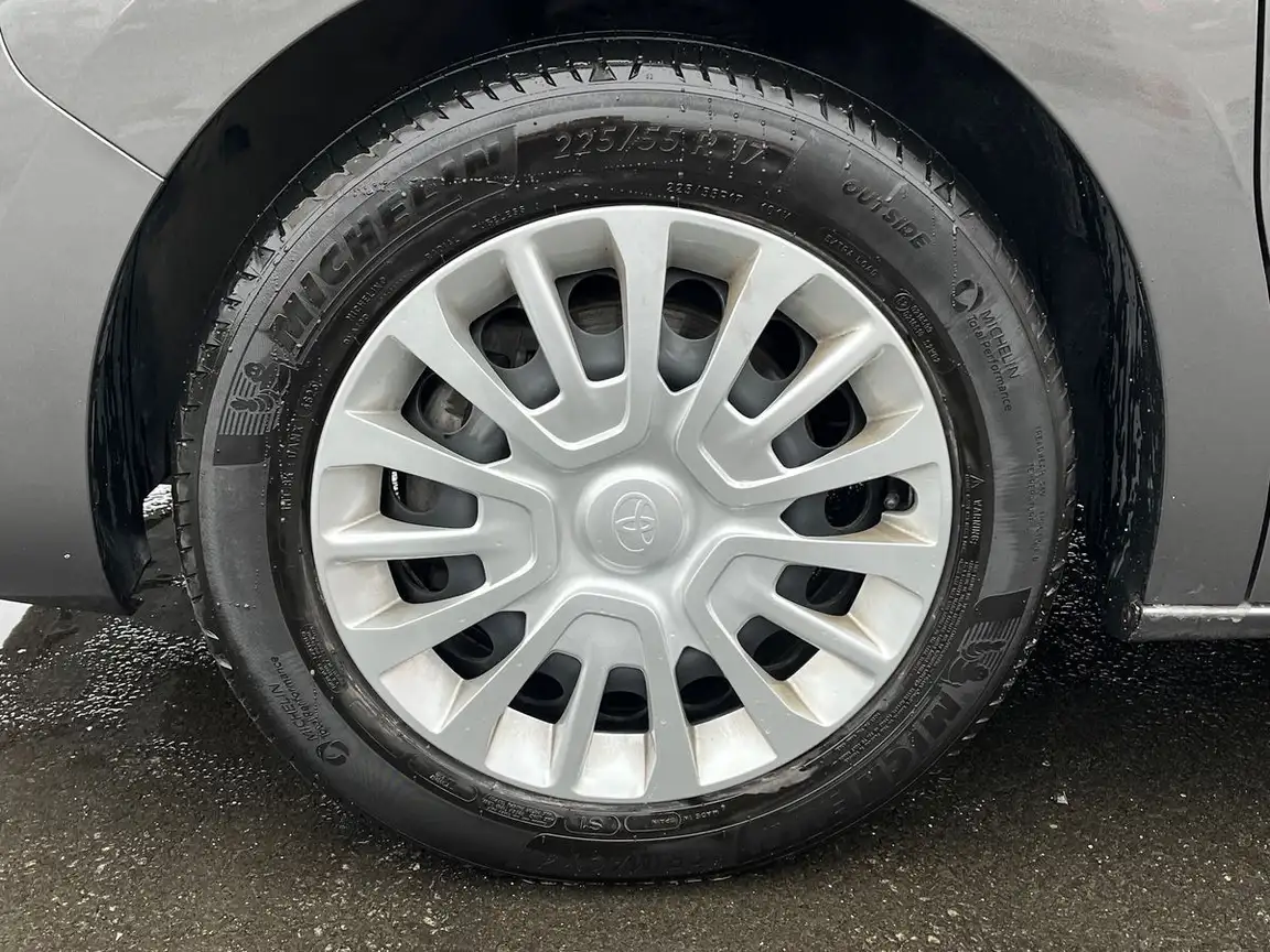TOYOTA PROACE