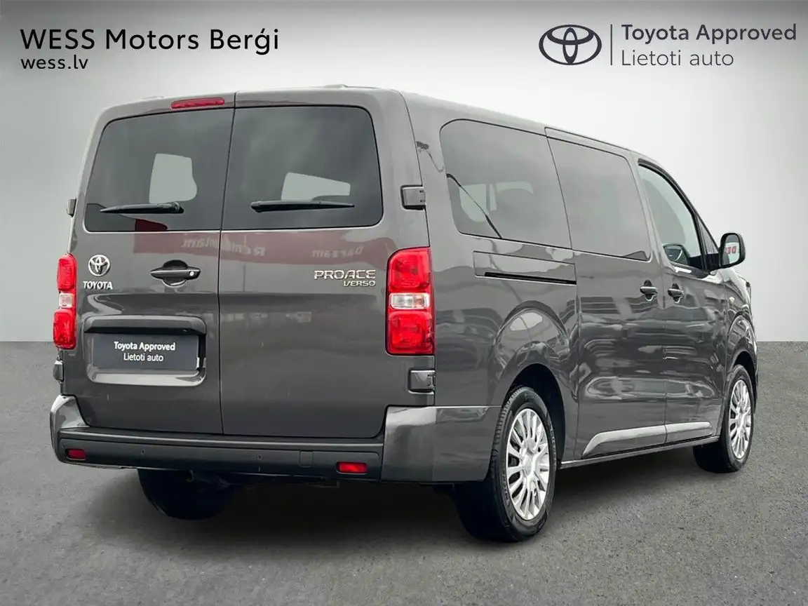 TOYOTA PROACE