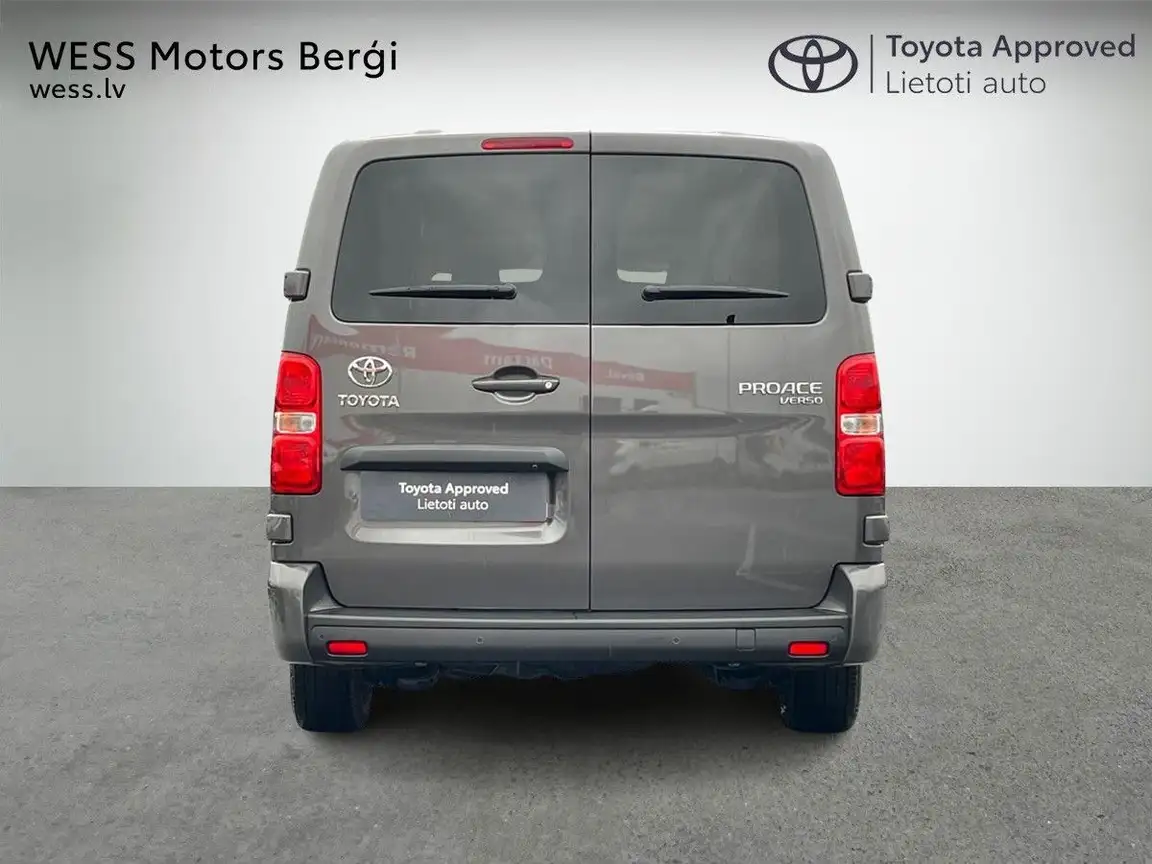 TOYOTA PROACE