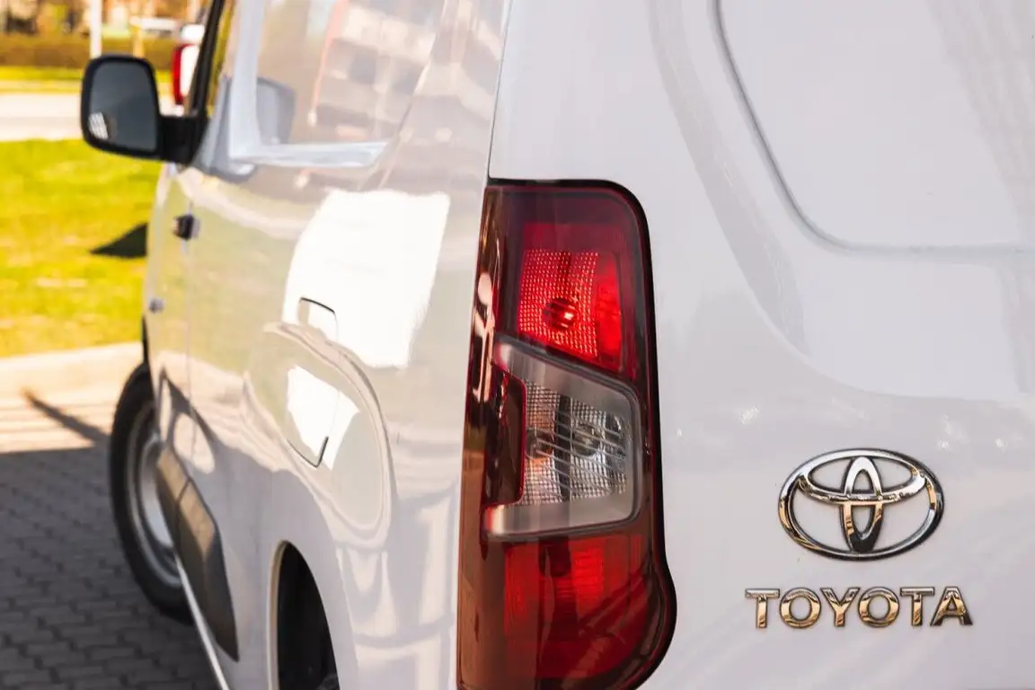 TOYOTA PROACE CITY
