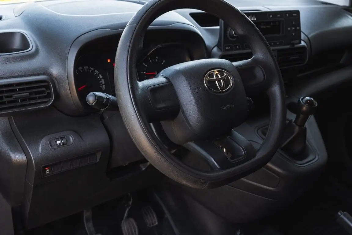 TOYOTA PROACE CITY