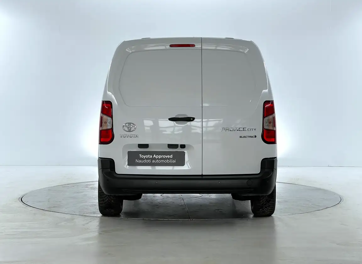 TOYOTA PROACE