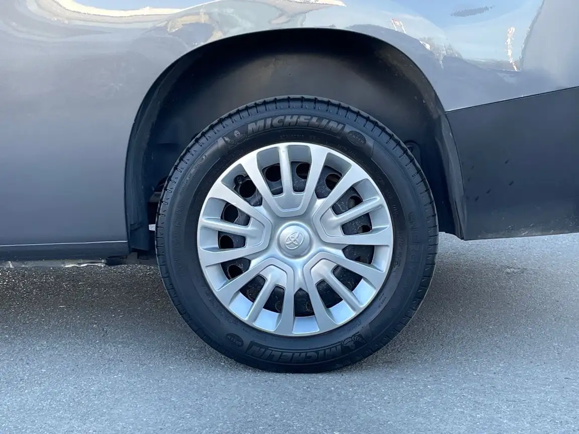 TOYOTA PROACE CITY