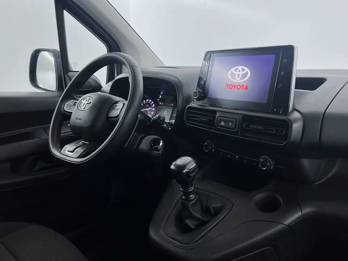 TOYOTA PROACE CITY