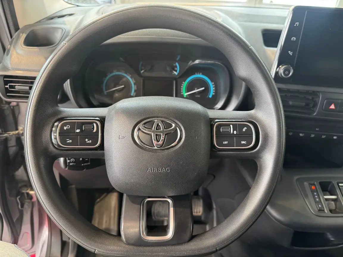 TOYOTA PROACE CITY