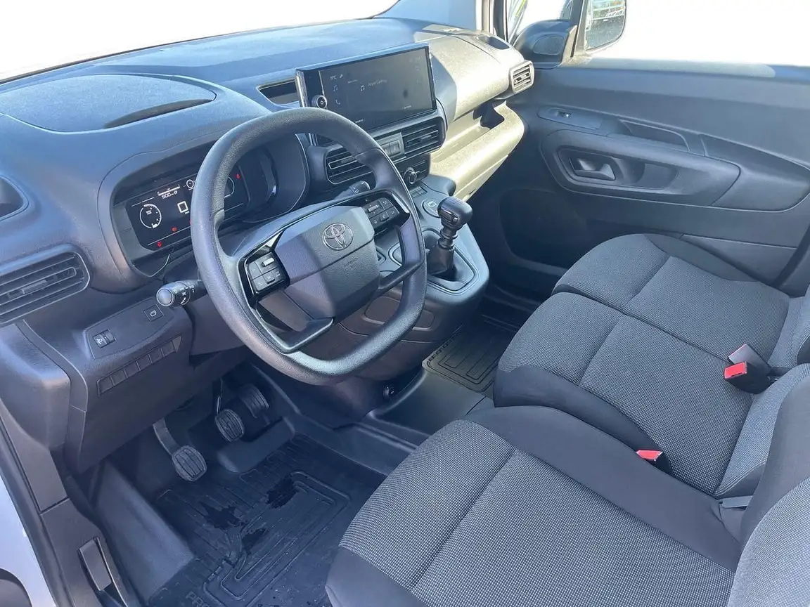 TOYOTA PROACE CITY