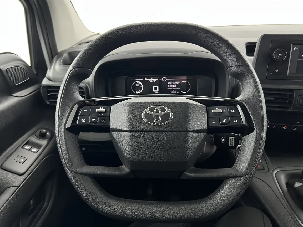 TOYOTA PROACE CITY