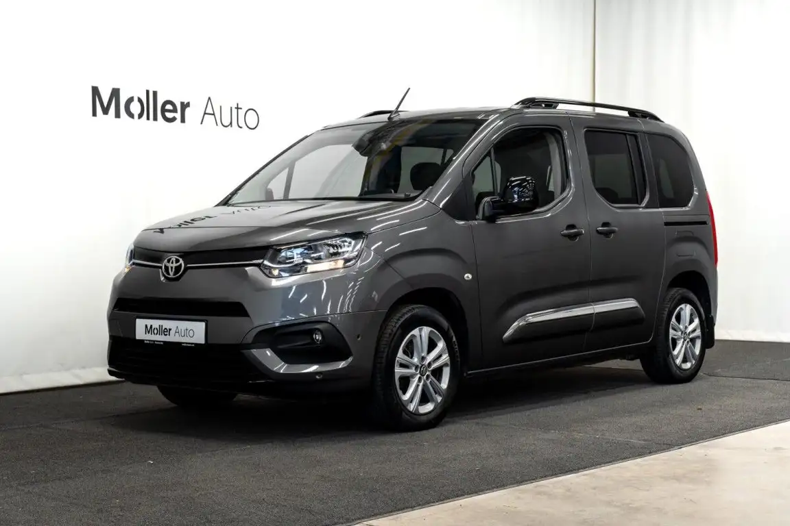 TOYOTA PROACE CITY VERSO