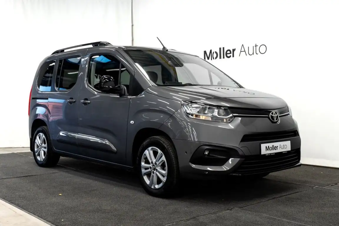 TOYOTA PROACE CITY VERSO