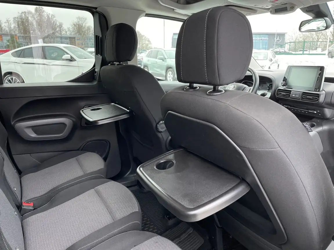 TOYOTA PROACE CITY VERSO