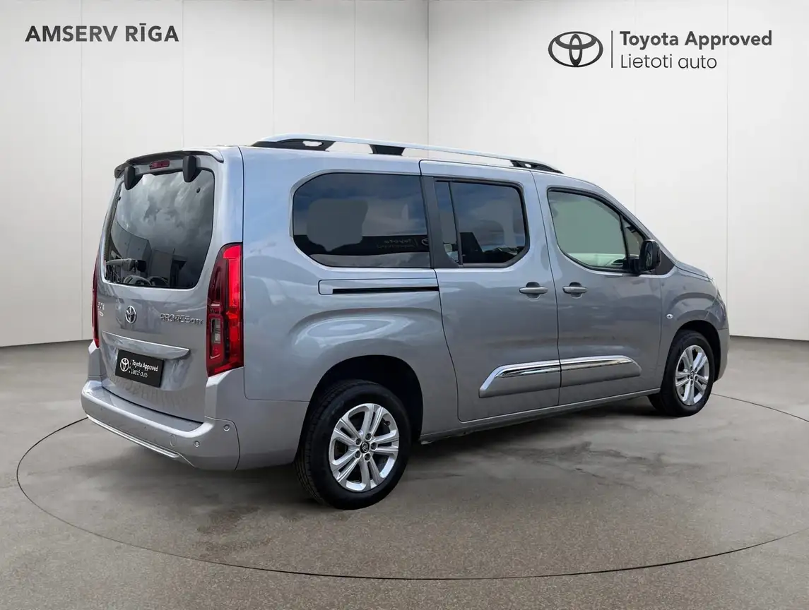 TOYOTA PROACE CITY VERSO