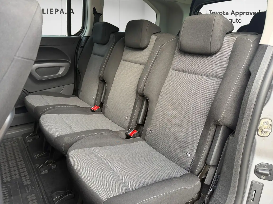 TOYOTA PROACE CITY VERSO