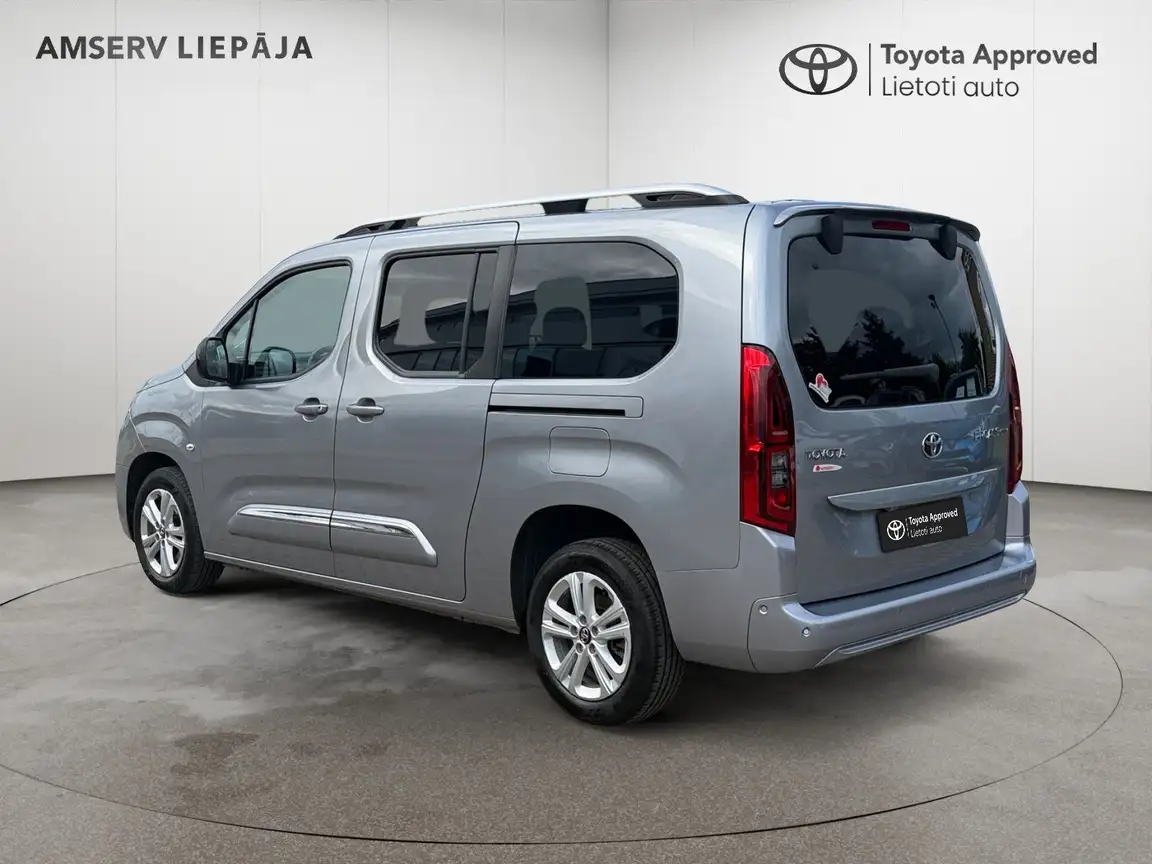 TOYOTA PROACE CITY VERSO