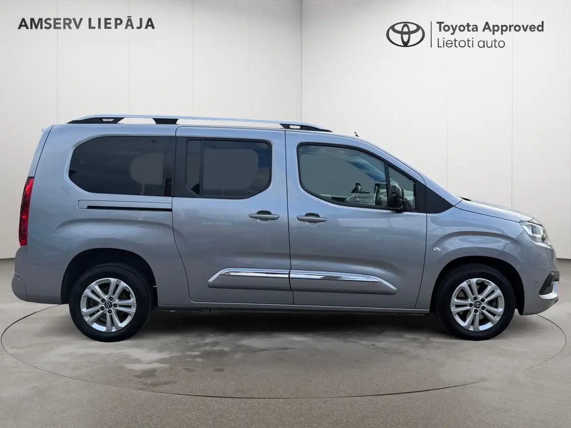 TOYOTA PROACE CITY VERSO