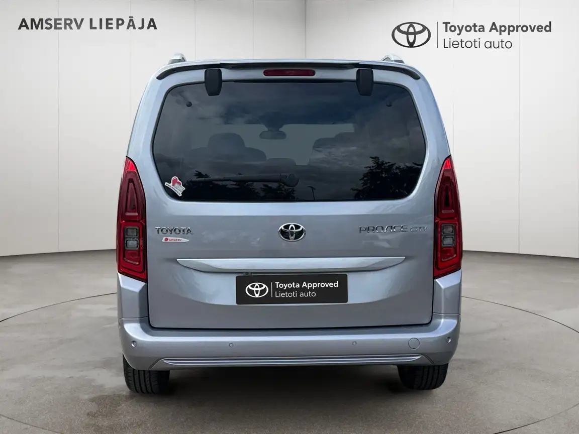 TOYOTA PROACE CITY VERSO