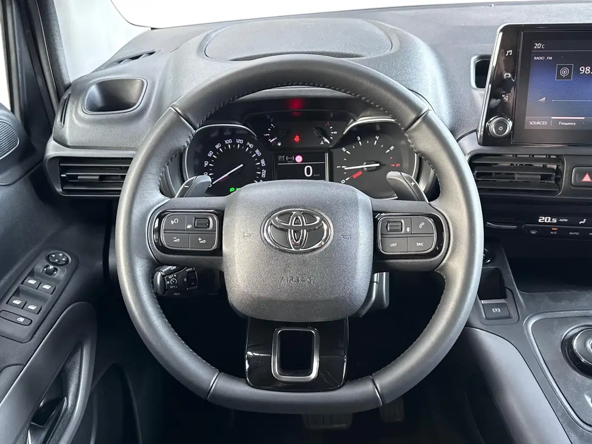 TOYOTA PROACE CITY VERSO