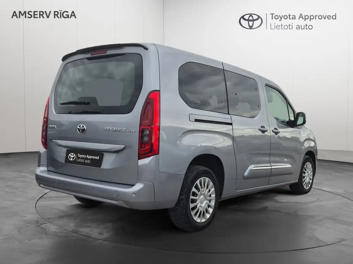 TOYOTA PROACE CITY VERSO