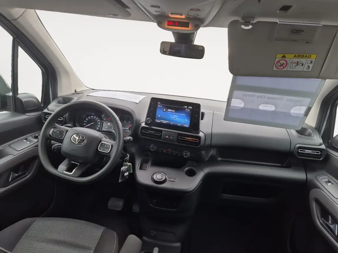 TOYOTA PROACE CITY VERSO