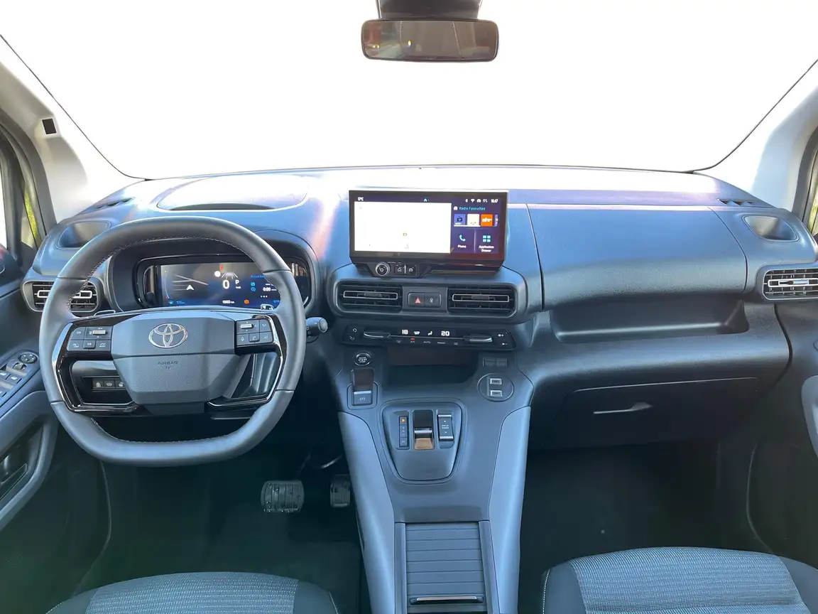 TOYOTA PROACE CITY VERSO