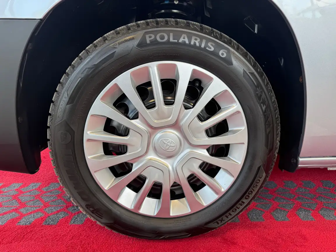 TOYOTA PROACE CITY VERSO