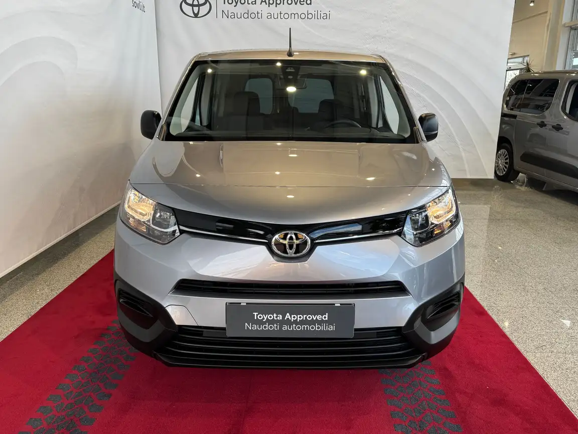 TOYOTA PROACE CITY VERSO