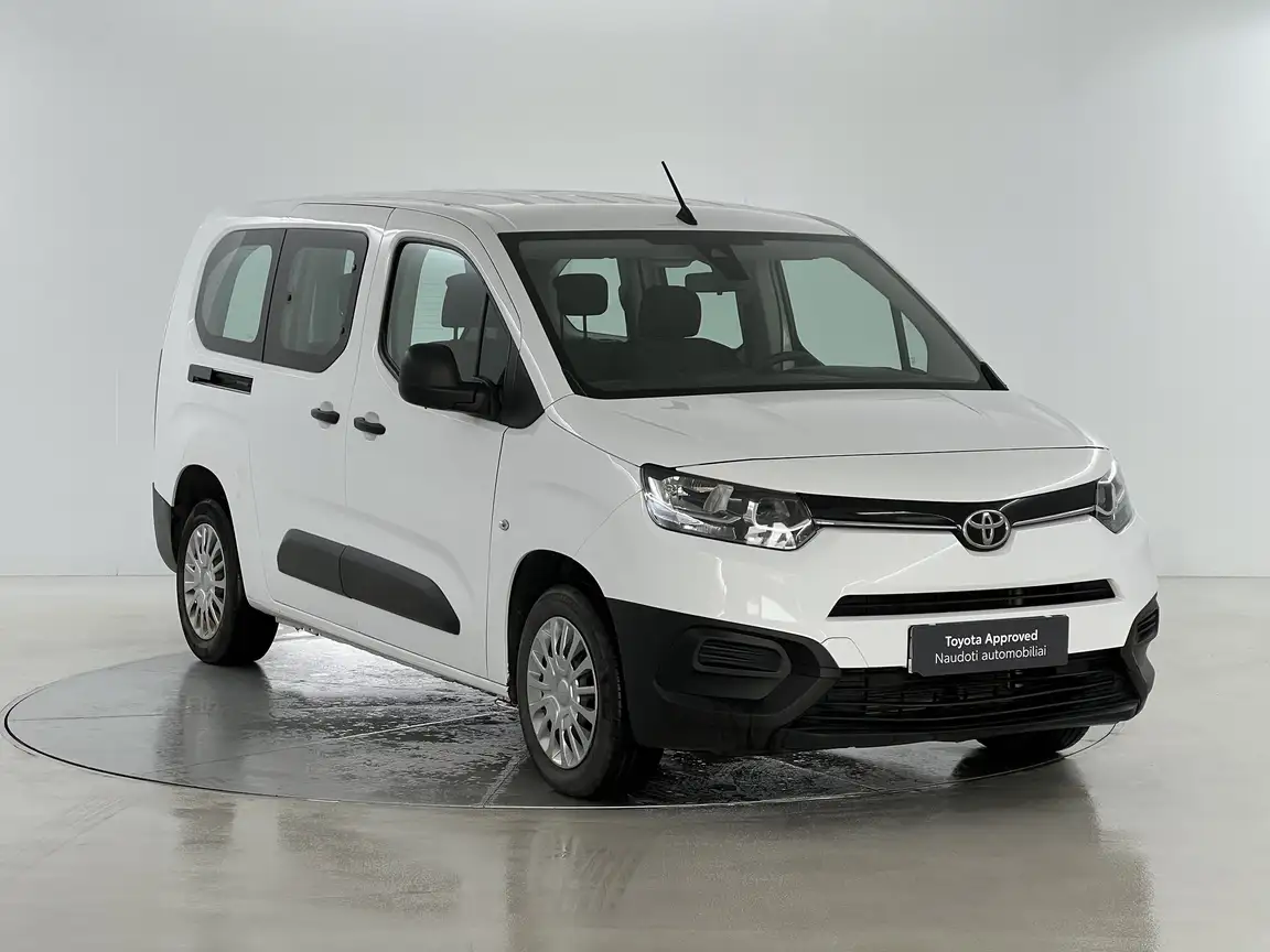 TOYOTA PROACE CITY VERSO