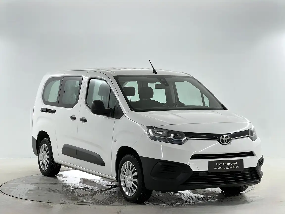 TOYOTA PROACE CITY VERSO