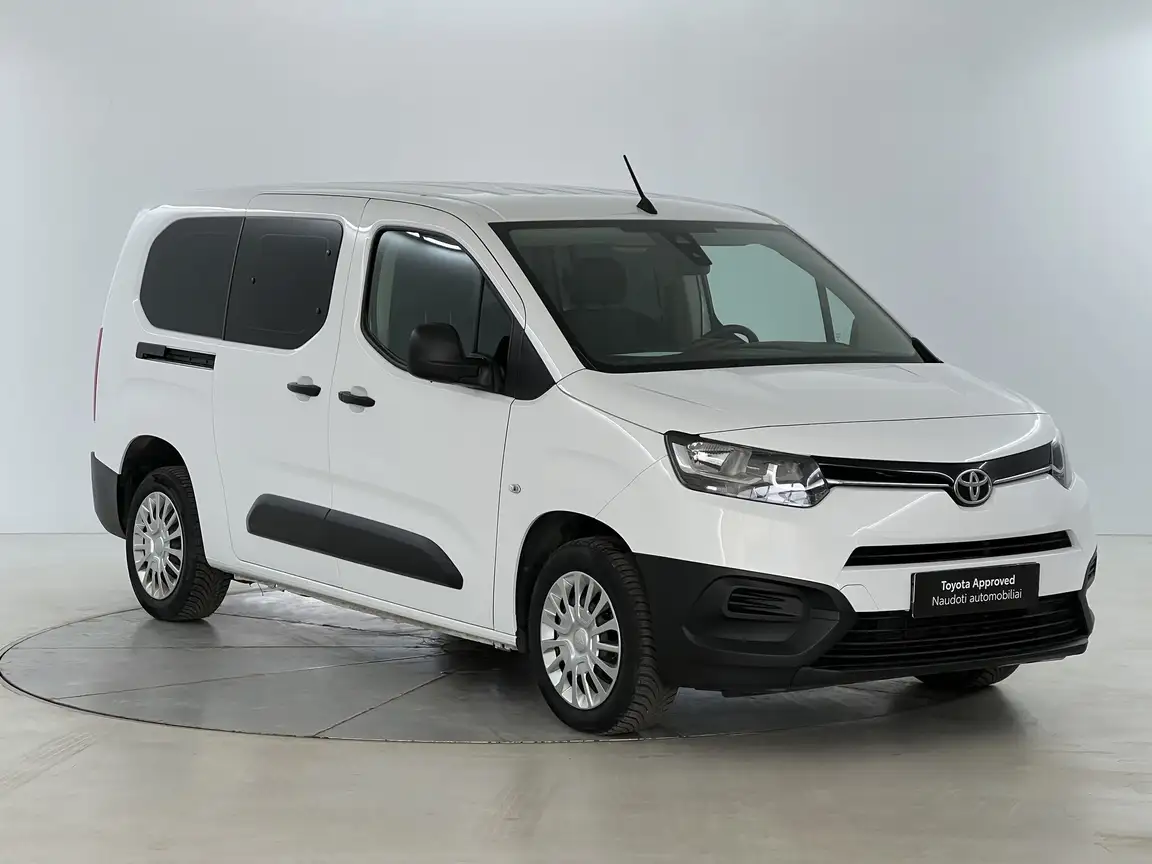 TOYOTA PROACE CITY VERSO