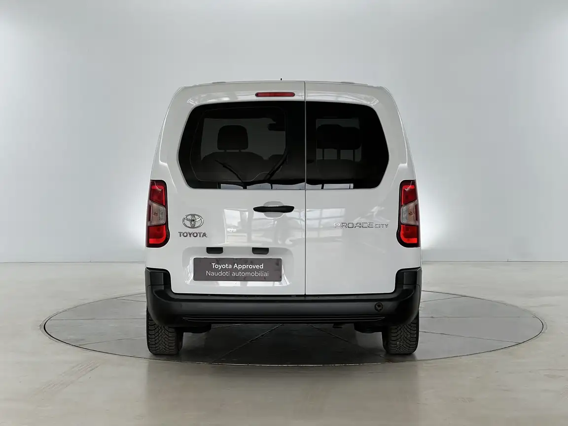 TOYOTA PROACE CITY VERSO
