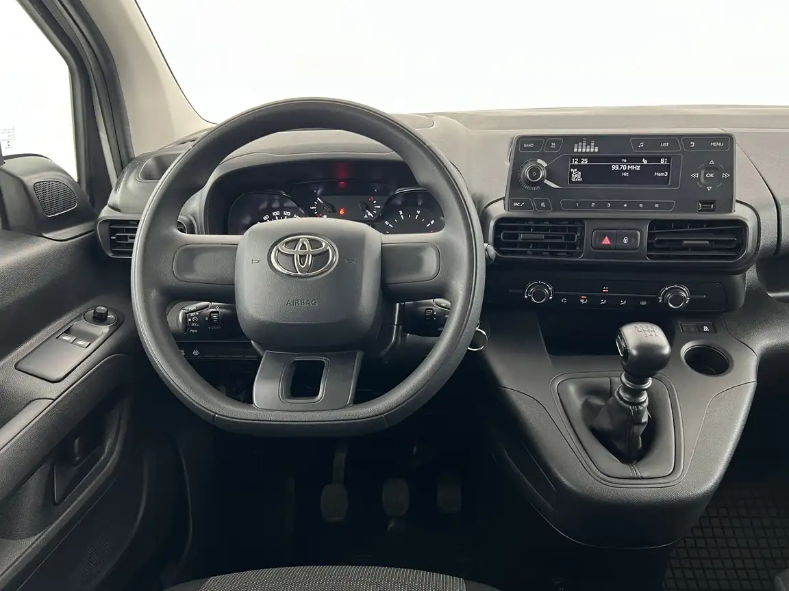 TOYOTA PROACE CITY VERSO