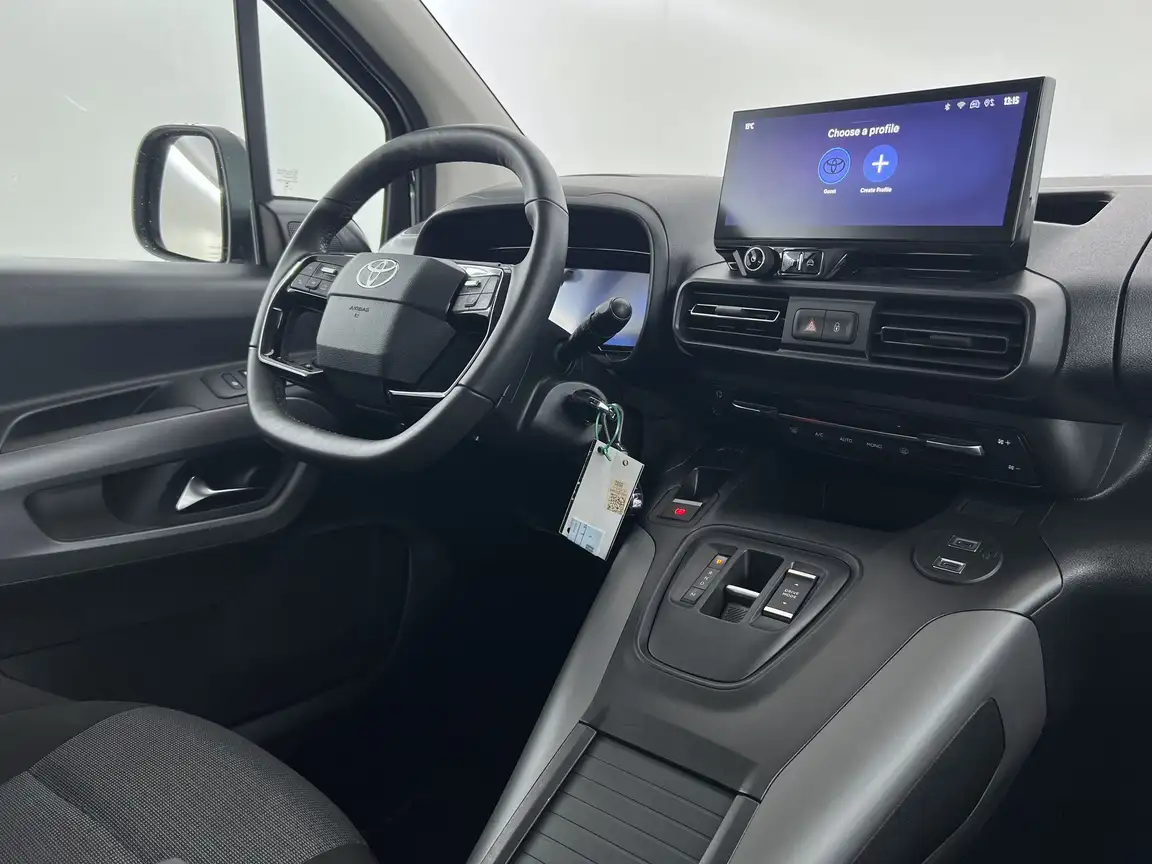 TOYOTA PROACE CITY VERSO
