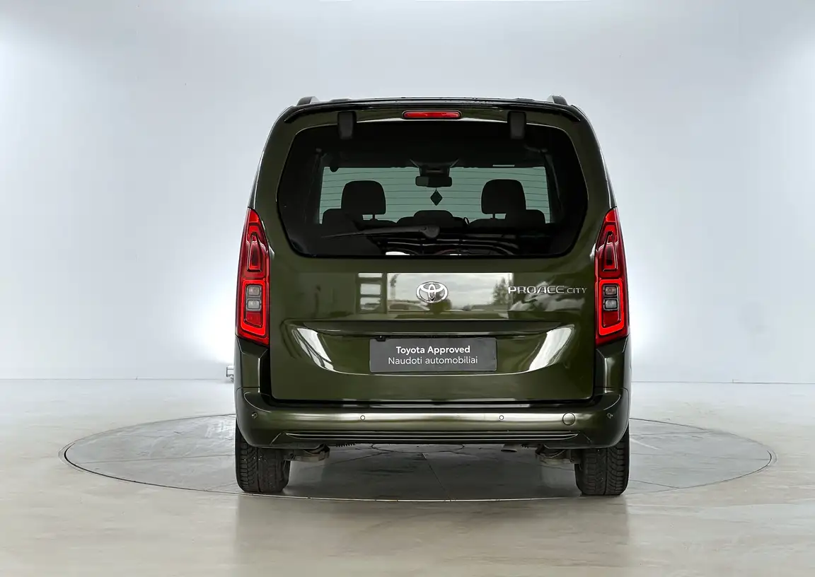 TOYOTA PROACE CITY VERSO