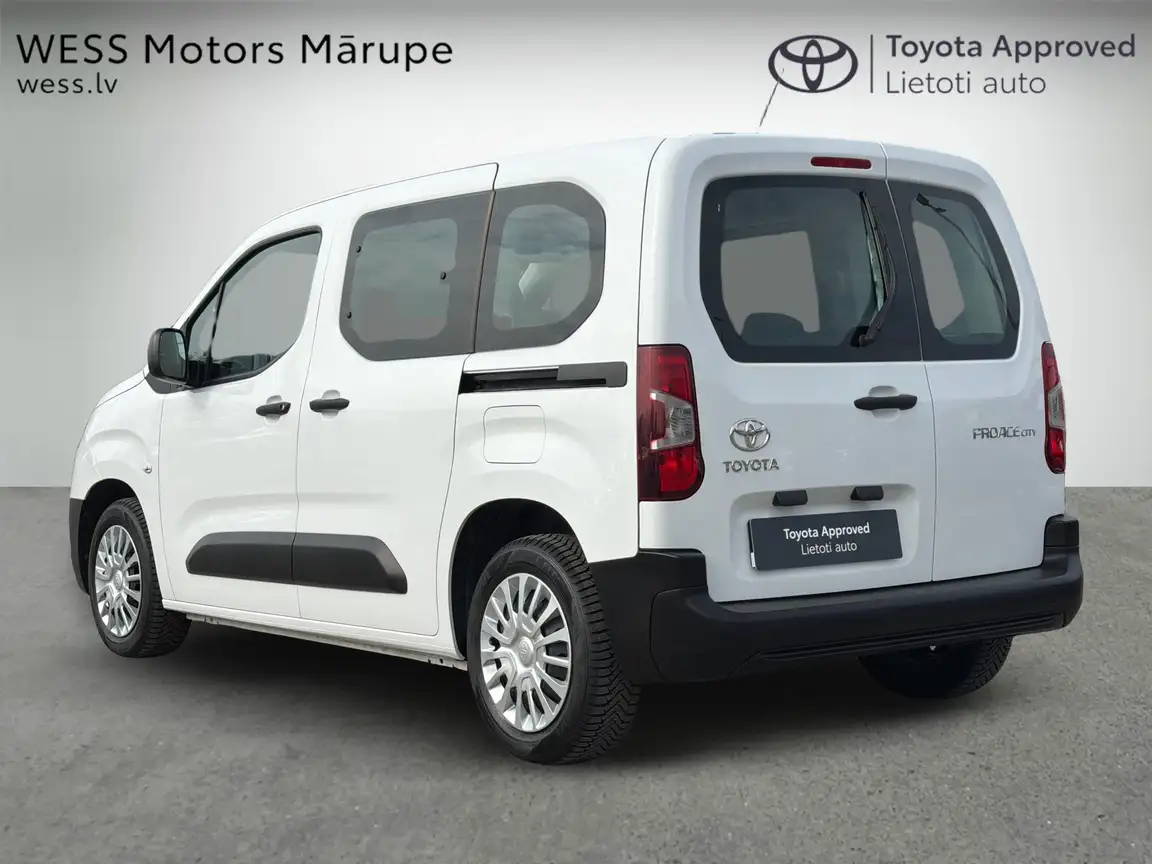 TOYOTA PROACE CITY VERSO
