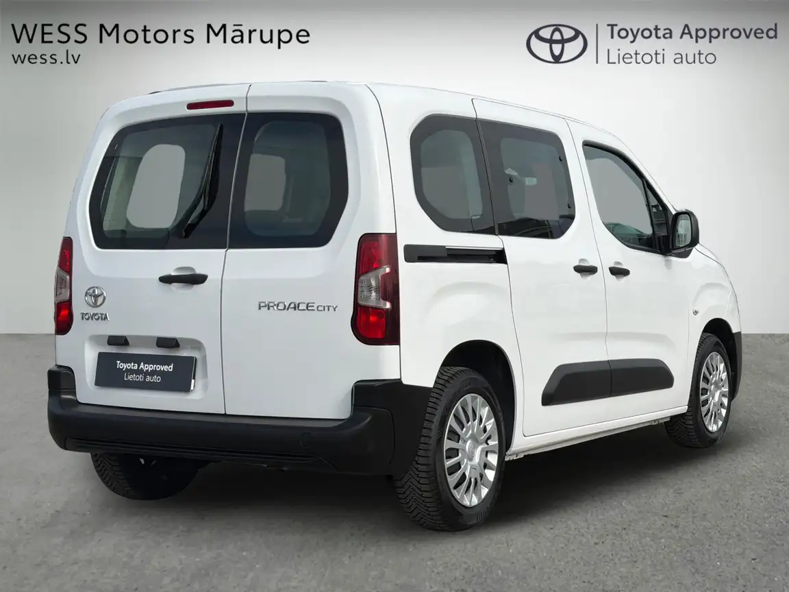 TOYOTA PROACE CITY VERSO