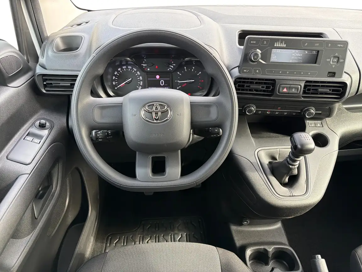 TOYOTA PROACE CITY VERSO