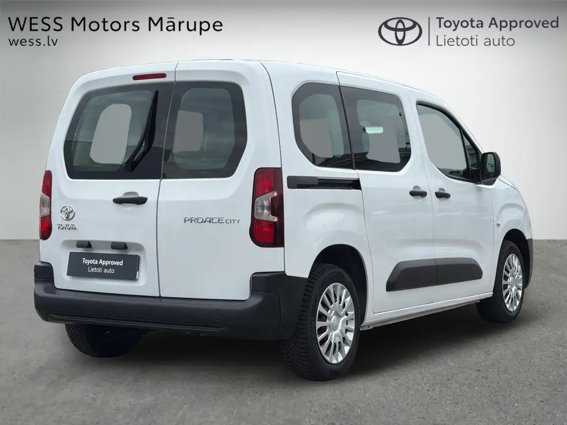 TOYOTA PROACE CITY VERSO