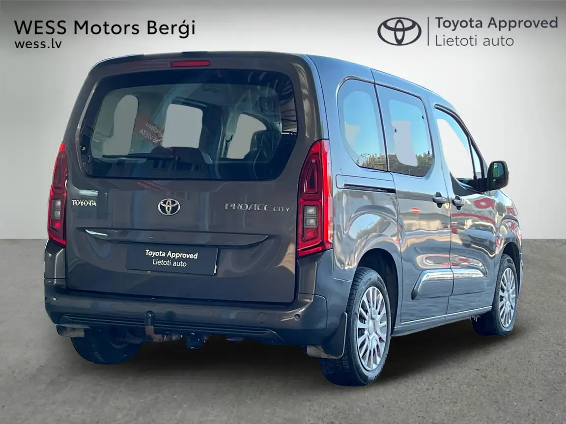 TOYOTA PROACE CITY VERSO