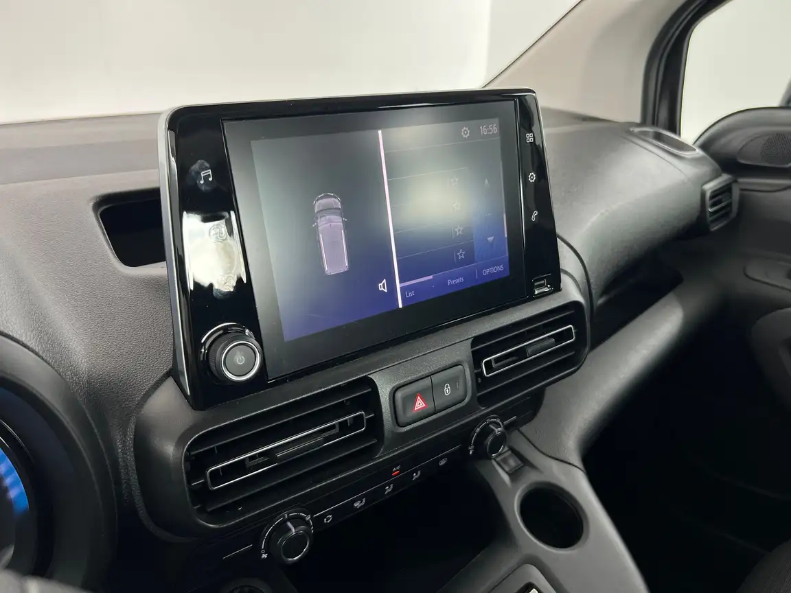 TOYOTA PROACE CITY VERSO