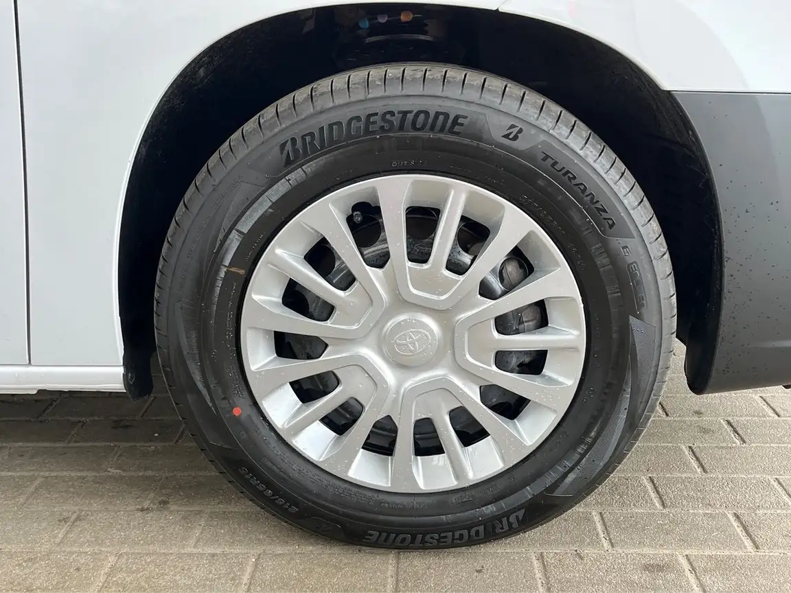 TOYOTA PROACE CITY